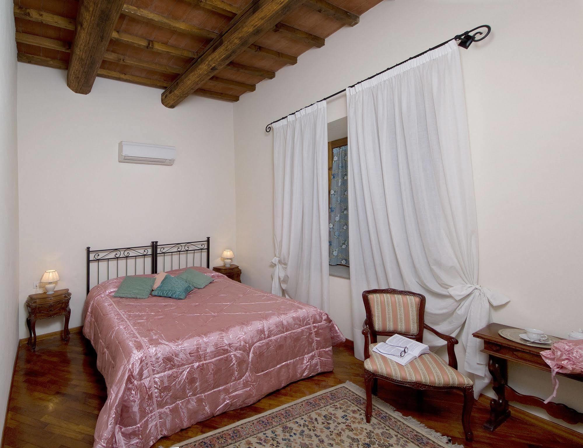 Accademia Residence Прато Екстериор снимка