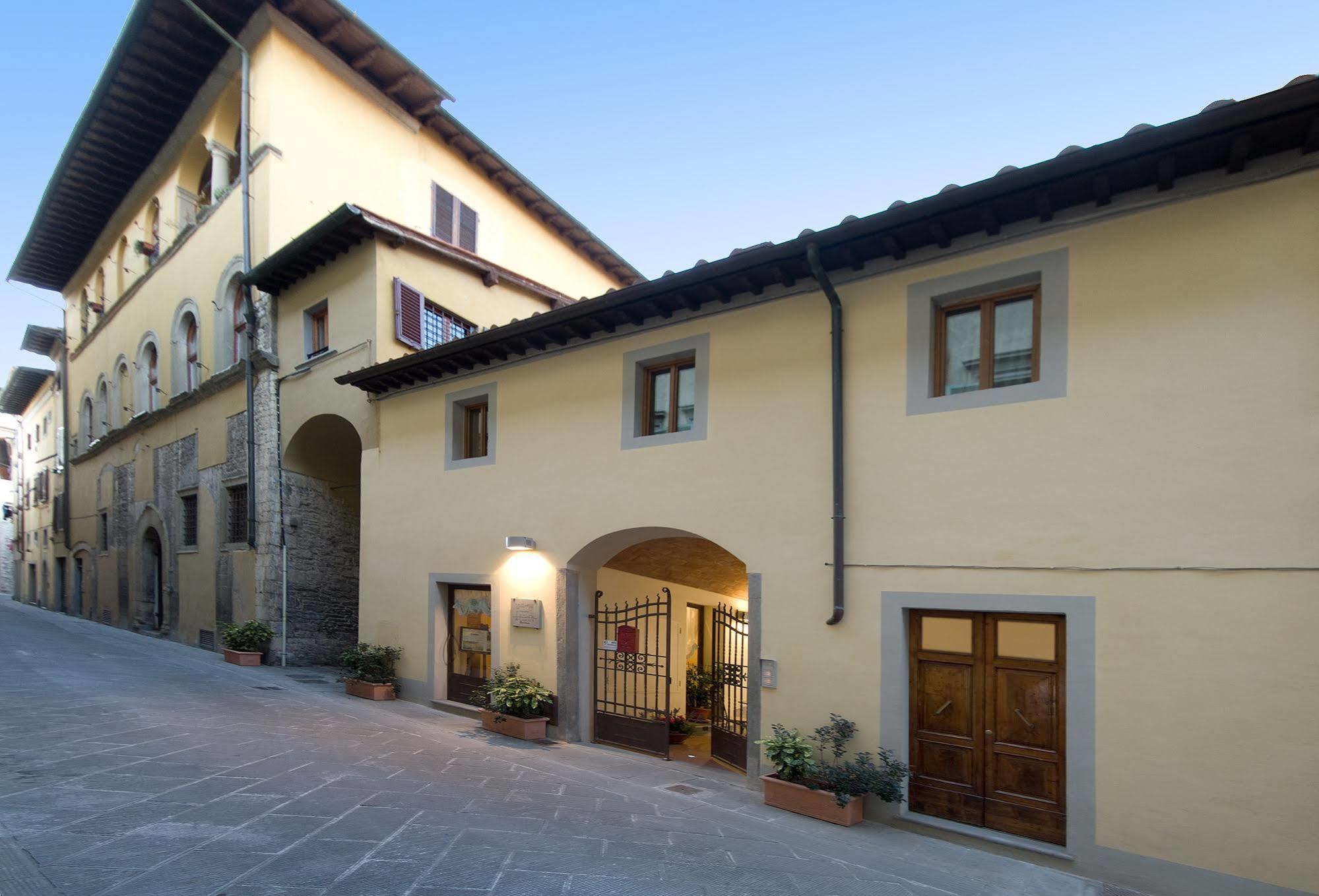 Accademia Residence Прато Екстериор снимка