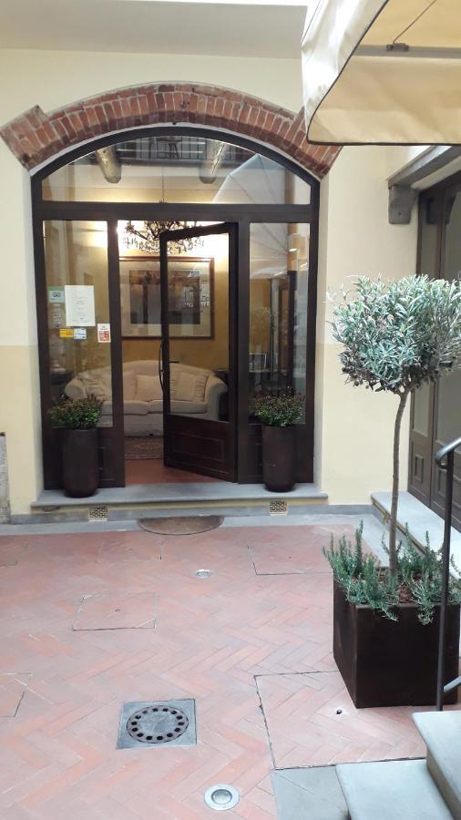 Accademia Residence Прато Екстериор снимка